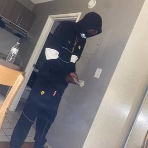 Meet your Posher, Rony